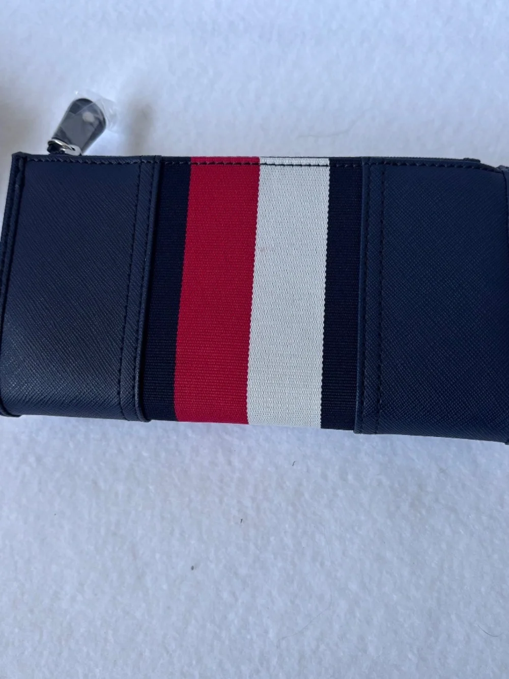 NWT Tommy Hilfiger Navy Stripe Trifold Wallet In Box